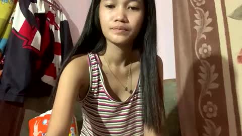 hottie_ptite online show from November 24, 2:10 am