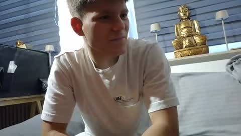 Hottieselly online show from June 16, 5:39 pm