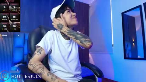 Juls online show from July 28, 7:39 pm