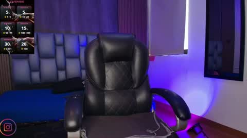 Juls online show from July 26, 7:11 pm