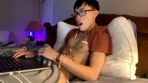 hottiewithabody101 online show from June 27, 3:07 pm