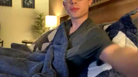 hottiewithabody101 online show from October 22, 1:20 am