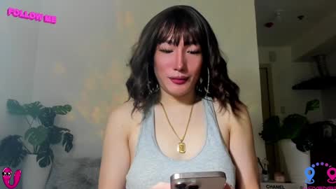 crishinahotty online show from February 3, 4:04 am