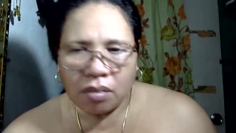 hottycrissy4u online show from June 5, 6:52 am