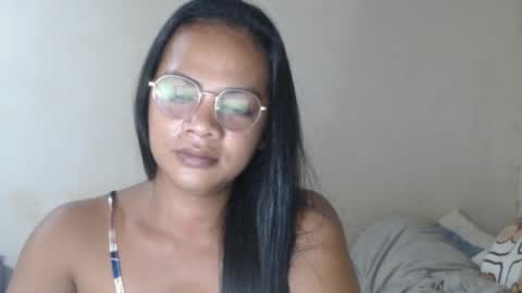 hugecockasian33 online show from September 17, 9:29 pm