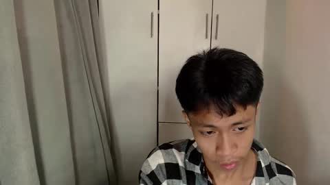 hugecockwayoy online show from October 24, 8:20 pm