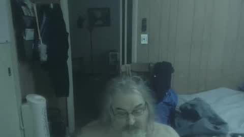 lonely huggy bear online show from February 20, 4:31 pm