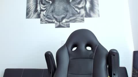 Eli online show from October 30, 3:12 pm