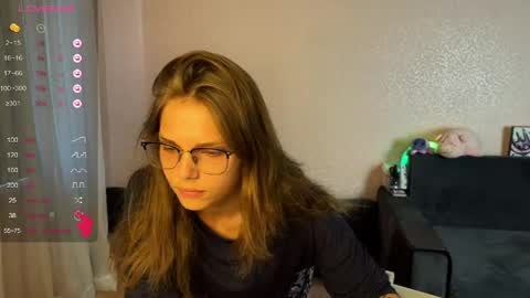 Jess online show from June 8, 3:57 pm
