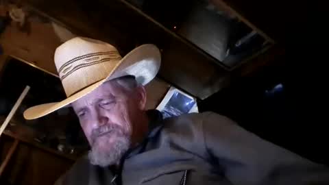 Snapshot of hung34u chatting on February 28, 1:03 pm hung34u online show from February 28, 1:03 pm