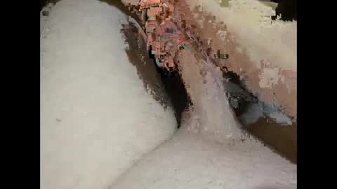 hung_mac0 online show from March 3, 2:46 pm