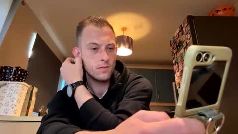 HungTeaseX online show from April 27, 6:16 pm