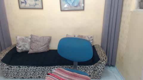 Danny online show from December 21, 1:36 am