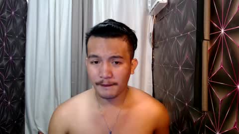 hunkylloyd online show from February 19, 3:17 am