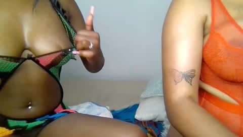 hunny online show from December 17, 3:24 am