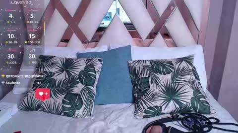 I G N I S  online show from November 9, 1:09 am