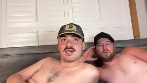 Snapshot of hunterbentleyy chatting on September 28, 3:37 am Hunter online show from September 28, 3:37 am