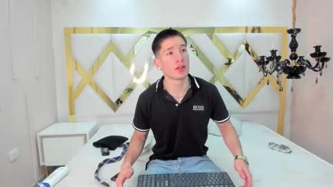Snapshot of hunterheat_ chatting on September 13, 11:56 am hunterheat_ online show from September 13, 11:56 am