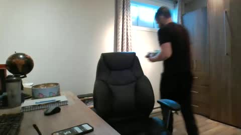 Snapshot of hurley7890 chatting on February 14, 5:46 pm hurley7890 online show from February 14, 5:46 pm