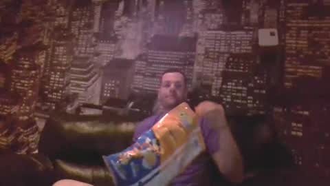 Snapshot of hurley7890 chatting on October 1, 2:43 am hurley7890 online show from October 1, 2:43 am