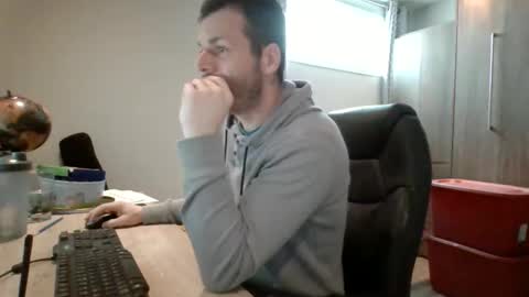 Snapshot of hurley7890 chatting on March 11, 3:45 pm hurley7890 online show from March 11, 3:45 pm