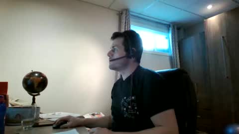 Snapshot of hurley7890 chatting on January 28, 7:53 pm hurley7890 online show from January 28, 7:53 pm