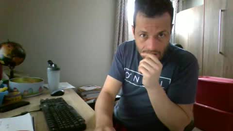 Snapshot of hurley7890 chatting on March 7, 2:23 pm hurley7890 online show from March 7, 2:23 pm
