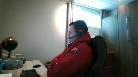 Snapshot of hurley7890 chatting on February 24, 6:47 pm hurley7890 online show from February 24, 6:47 pm