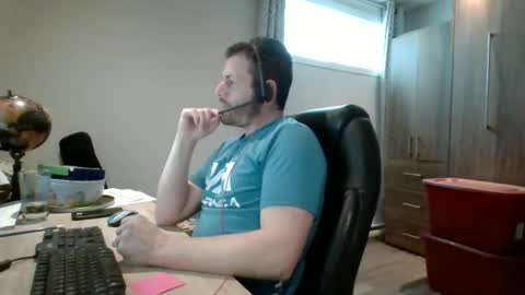 Snapshot of hurley7890 chatting on March 11, 6:52 pm hurley7890 online show from March 11, 6:52 pm