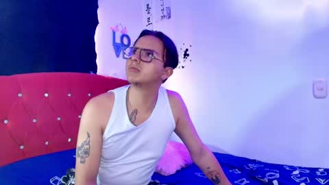 husbands_horny online show from May 7, 3:30 pm