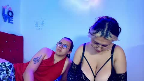 husbands_horny online show from April 26, 10:35 am