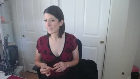 herma online show from May 22, 8:37 pm