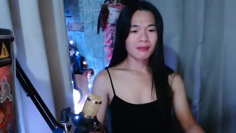 Kim online show from March 12, 5:06 pm