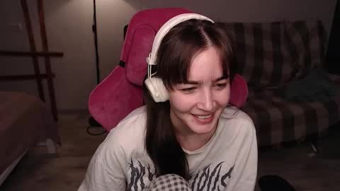 elisabeth online show from November 11, 1:02 pm