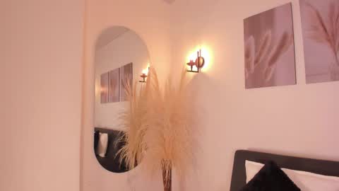   online show from March 19, 11:59 am