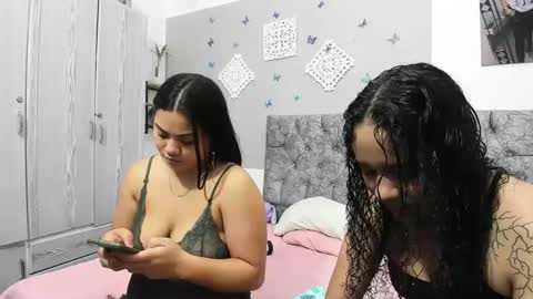 Snapshot of iam_mai chatting on February 28, 3:59 am iam_mai online show from February 28, 3:59 am