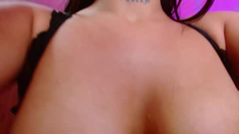 Salo  online show from February 5, 7:50 pm