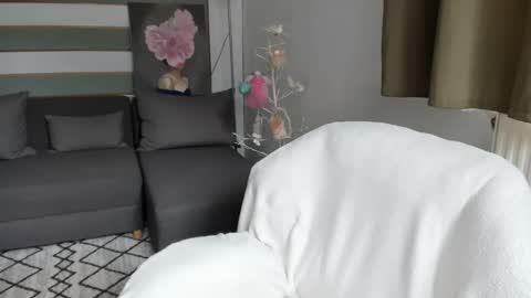 Baby Gal online show from May 2, 9:04 am