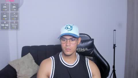 Dylan  independent model  online show from July 17, 4:47 am