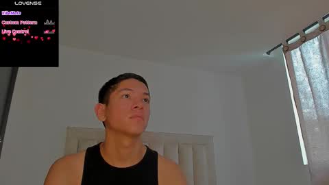 Juliiiiian online show from February 1, 7:11 pm