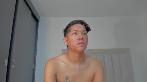 Juliiiiian online show from June 24, 11:17 am