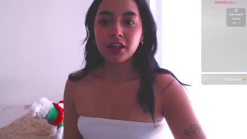 Julieta online show from May 14, 1:53 pm