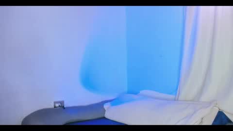 Lara online show from May 8, 4:01 pm