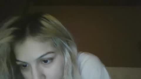 iammroxyyyy online show from June 8, 7:53 am