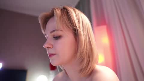 Nina  online show from January 6, 10:36 pm