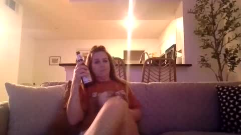 iampoppyy online show from November 16, 1:40 am