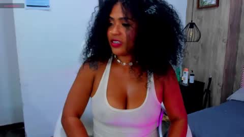 Snapshot of iamsheiila chatting on October 20, 9:20 pm iamsheiila online show from October 20, 9:20 pm