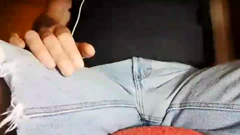 Pat online show from March 2, 12:15 am