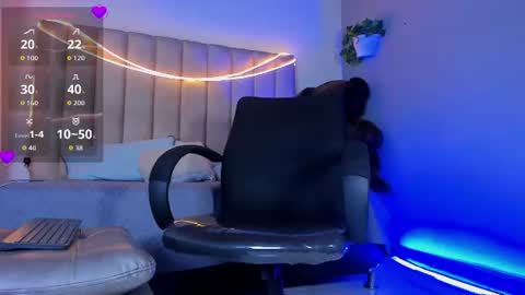 Iam online show from June 19, 9:54 pm