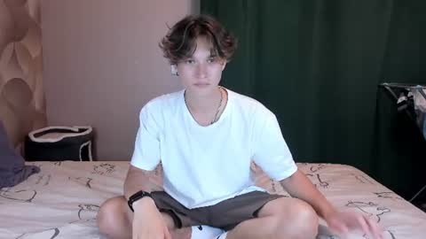 Ian Flor online show from June 29, 4:39 pm